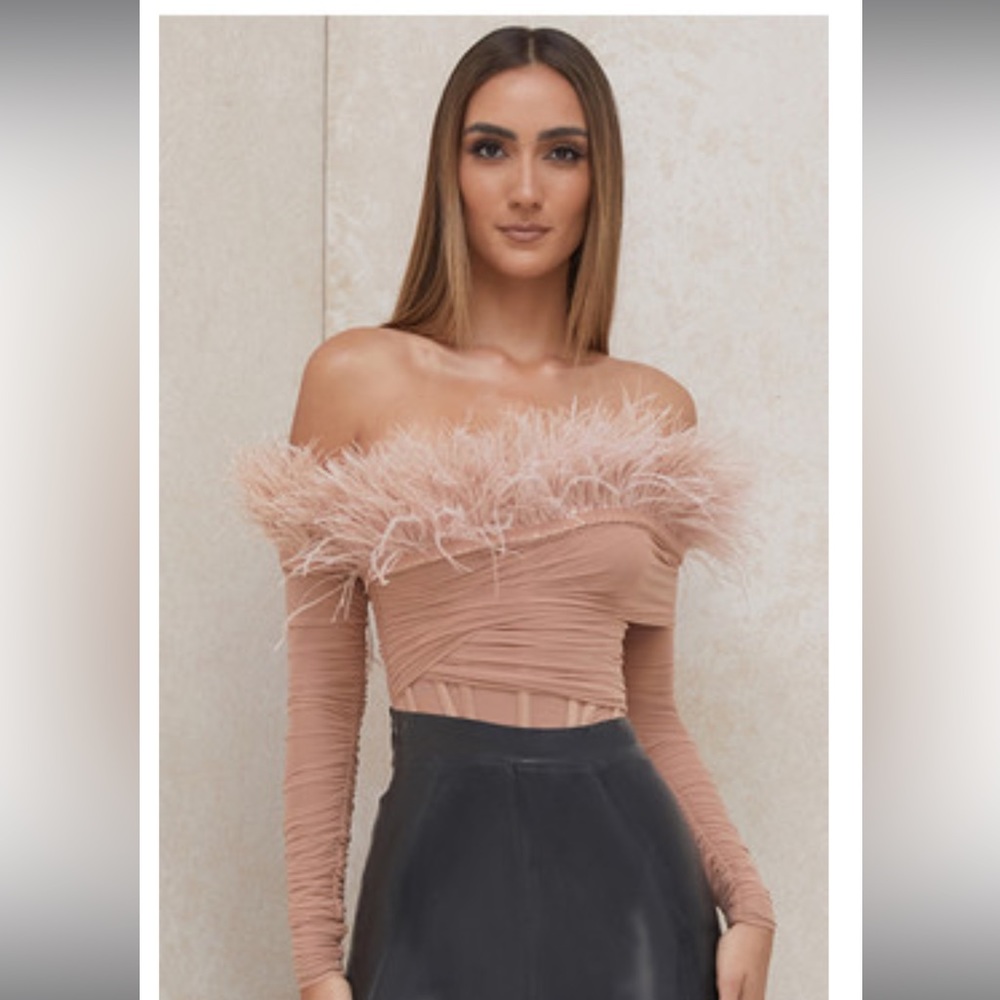 House of CB “Faith” Blush Off The Shoulder Feather Bodysuit
Size S.